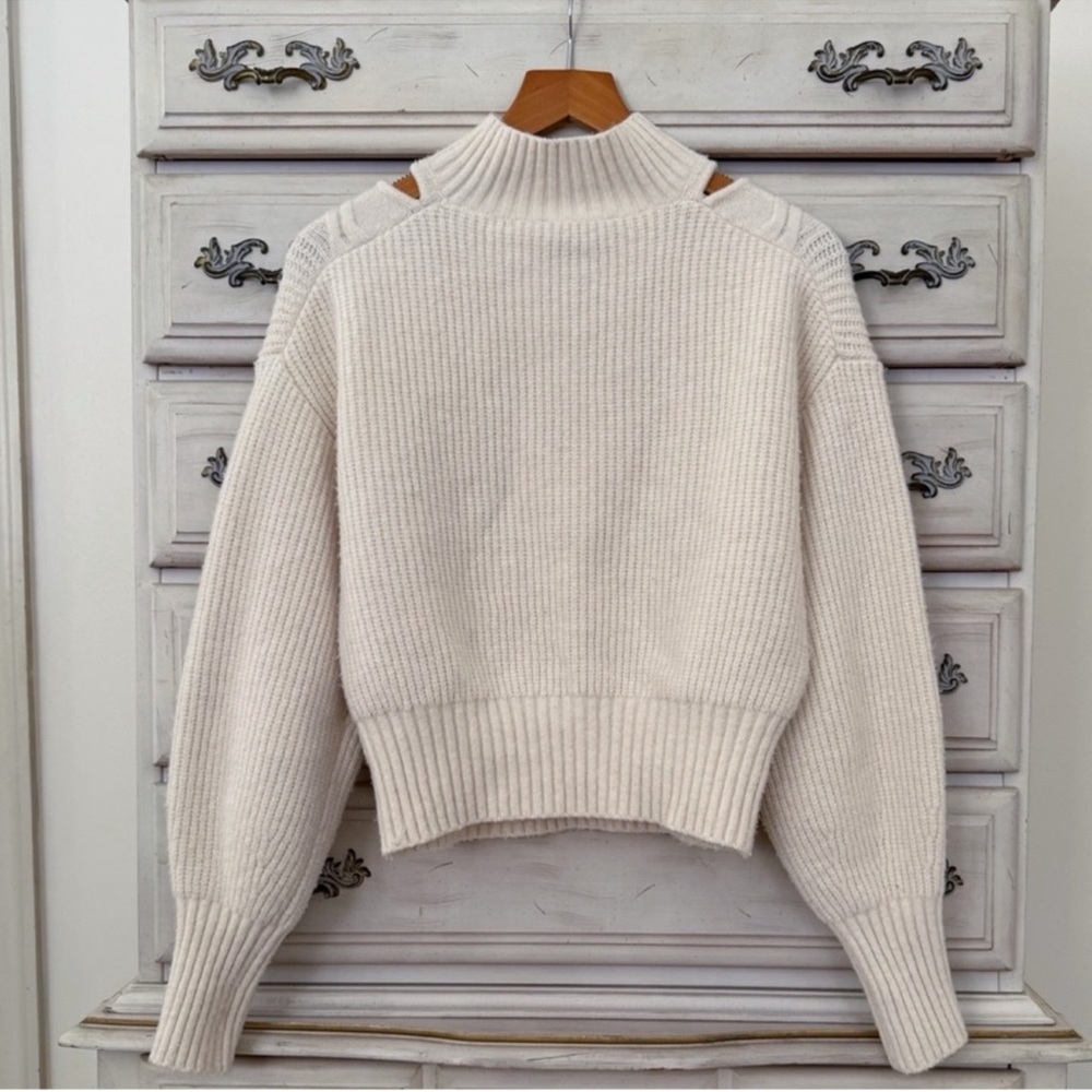 Express Cream Cable Knit Sweater - Picture 4 of 6